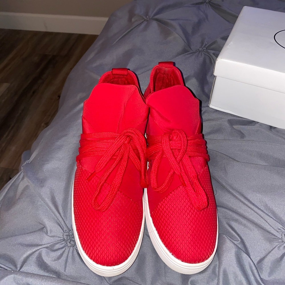 Lancer Steve Madden sneakers